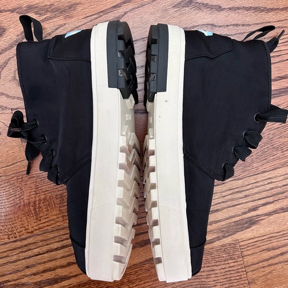 Toms Black Lug Hightops Canvas Lace Up Comfort Women's Sneakers Boots. Size 10W - Picture 5 of 9